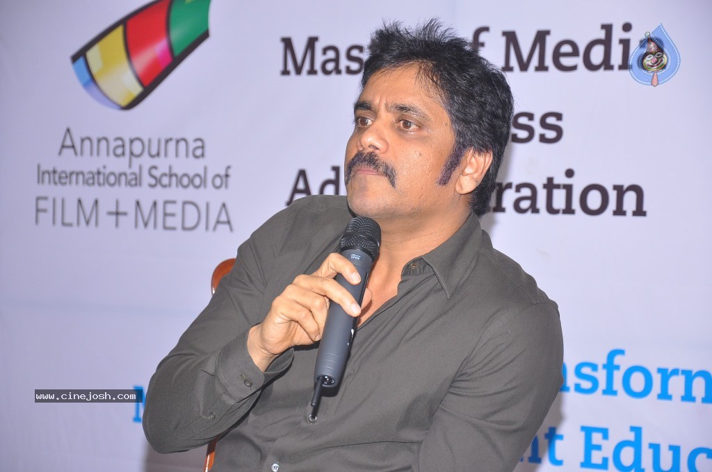 Nagarjuna at MMBA Event - 33 / 54 photos