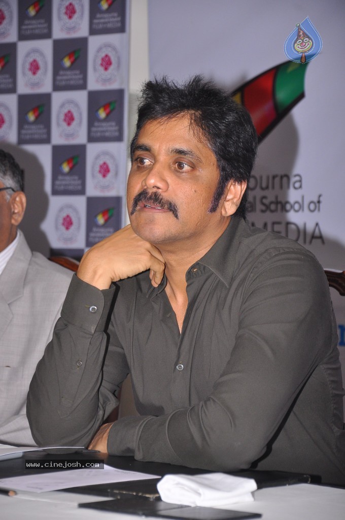 Nagarjuna at MMBA Event - 40 / 54 photos