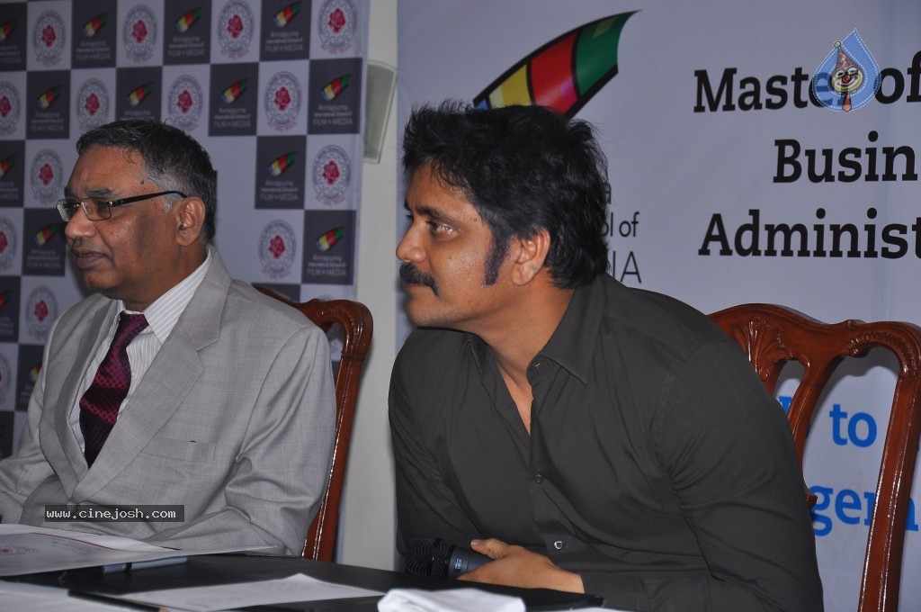 Nagarjuna at MMBA Event - 44 / 54 photos