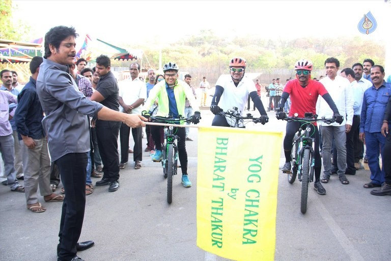 Nagarjuna Flagged Off Yoga Chakra Cyclathon   - 11 / 11 photos