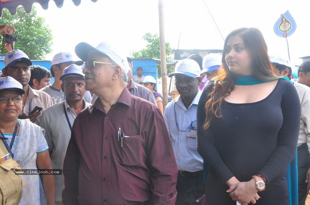 Namitha at Eye Donation Campaign - 5 / 44 photos