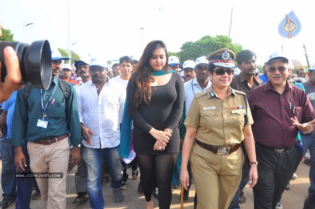 Namitha at Eye Donation Campaign - 15 / 44 photos