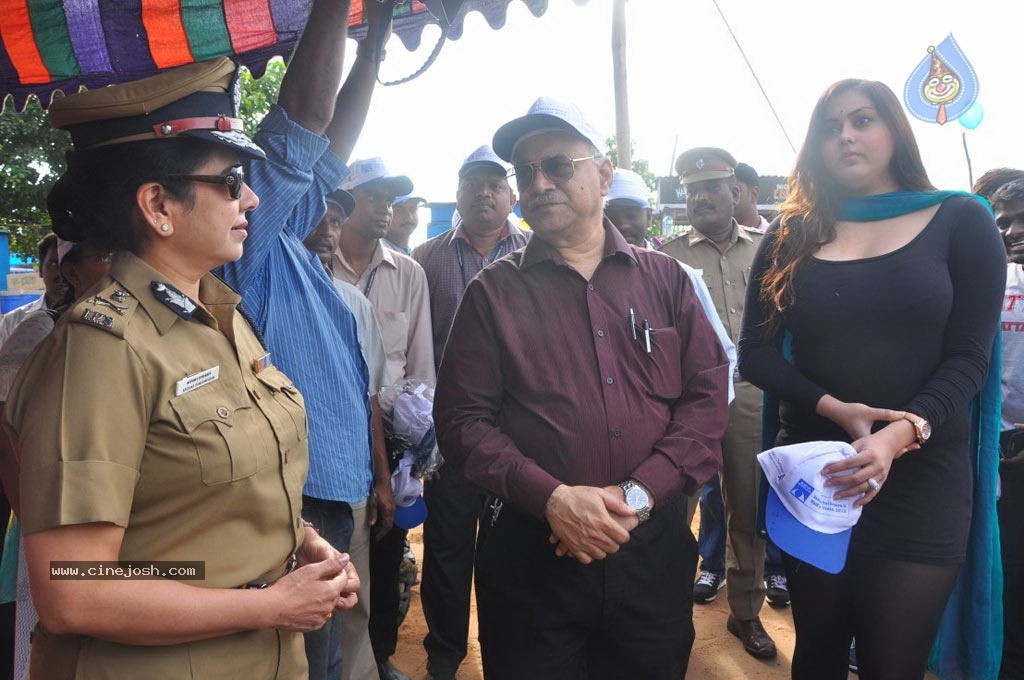 Namitha at Eye Donation Campaign - 27 / 44 photos