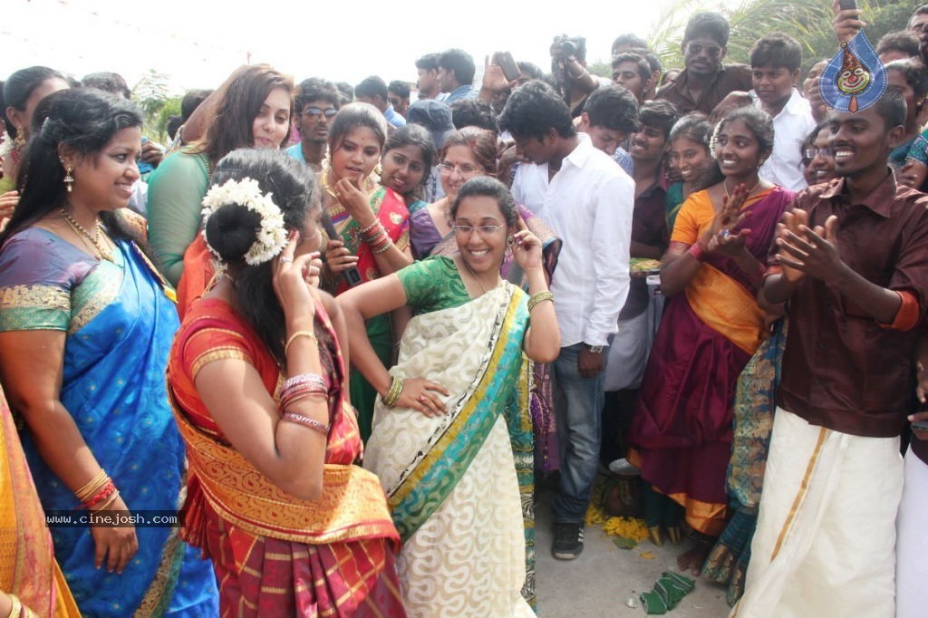 Namitha Pongal Celebration at SMK Fomra College - 44 / 61 photos