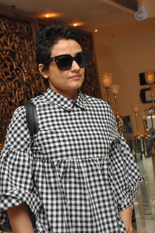 Namrata Shirodkar Inagurates ABsalut Style Exhibition - 21 / 42 photos