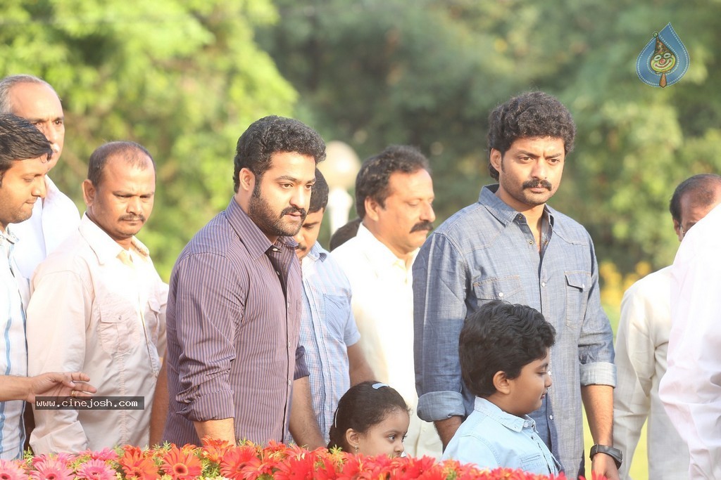 Nandamuri Family at NTR Ghat - 10 / 131 photos