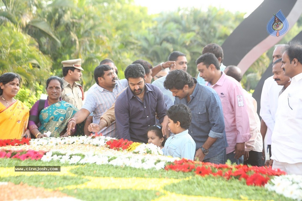 Nandamuri Family at NTR Ghat - 21 / 131 photos