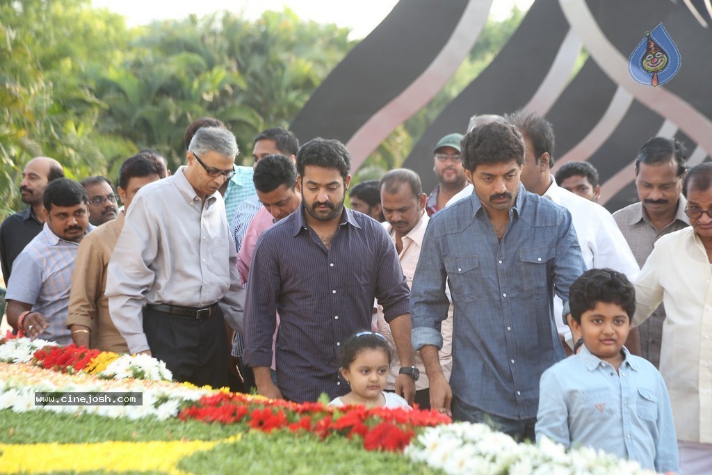 Nandamuri Family at NTR Ghat - 37 / 131 photos