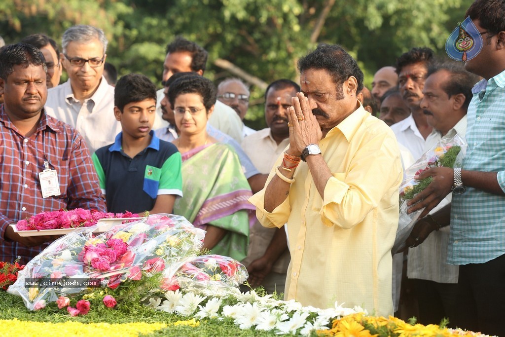 Nandamuri Family at NTR Ghat - 90 / 131 photos