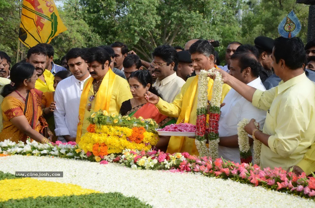 Nandamuri Family at NTR Ghat - 3 / 141 photos