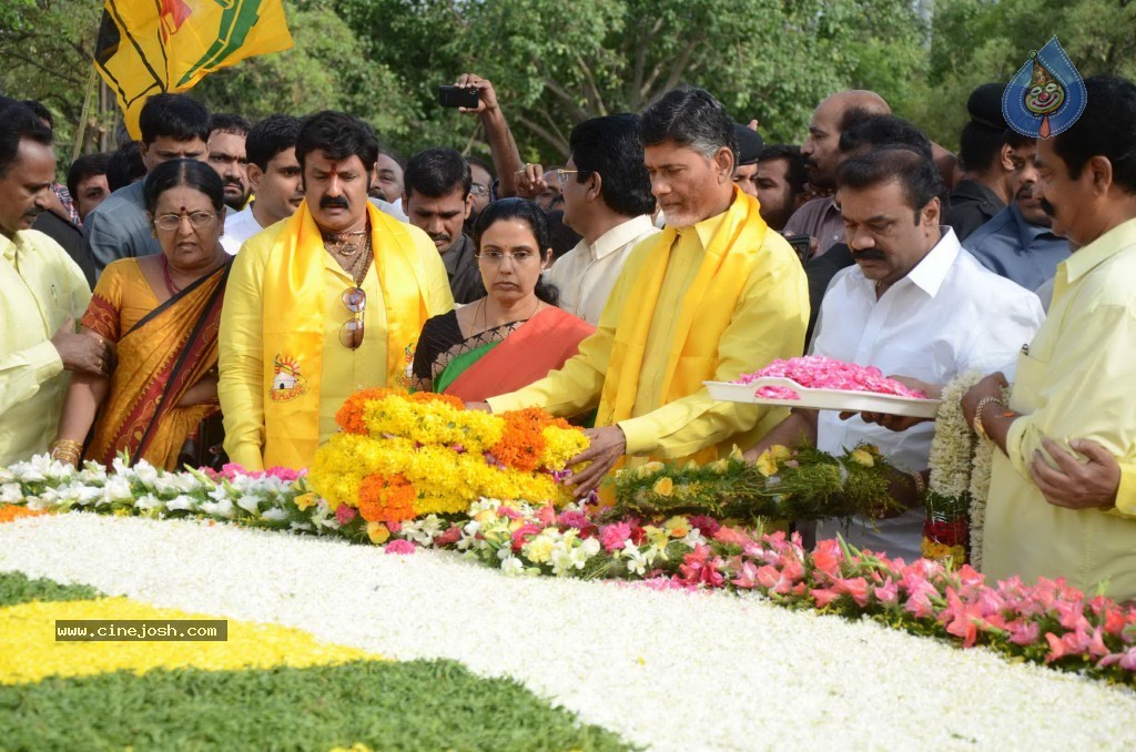 Nandamuri Family at NTR Ghat - 4 / 141 photos