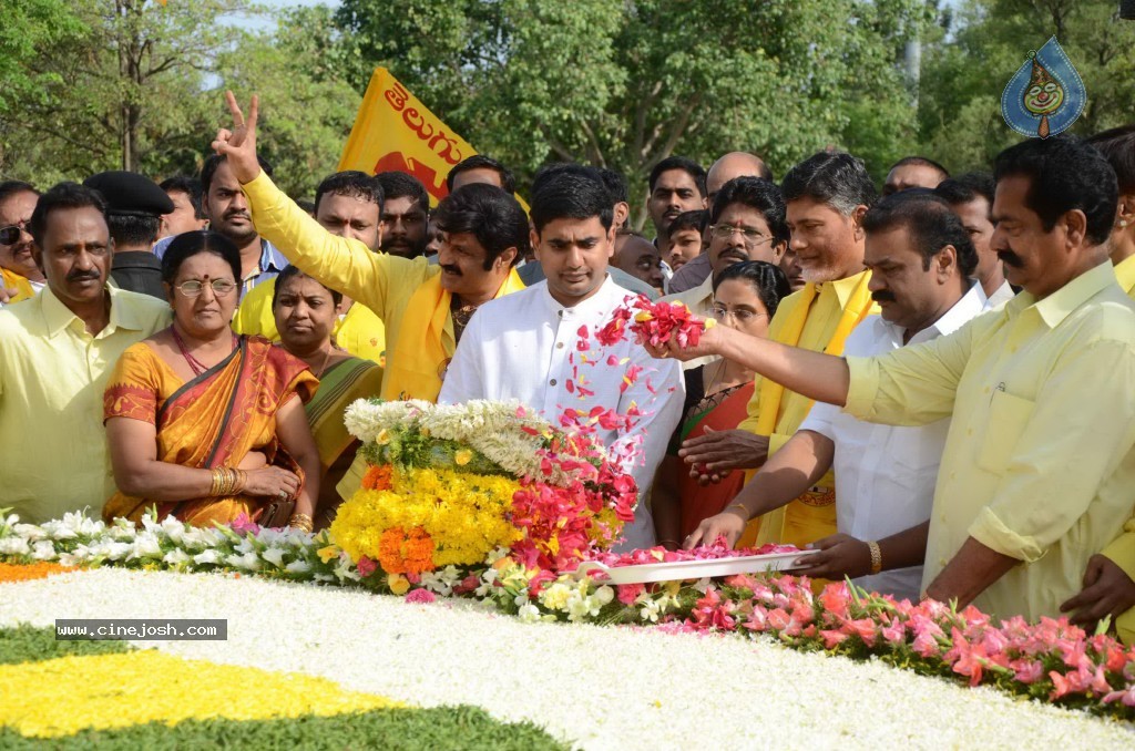 Nandamuri Family at NTR Ghat - 49 / 141 photos