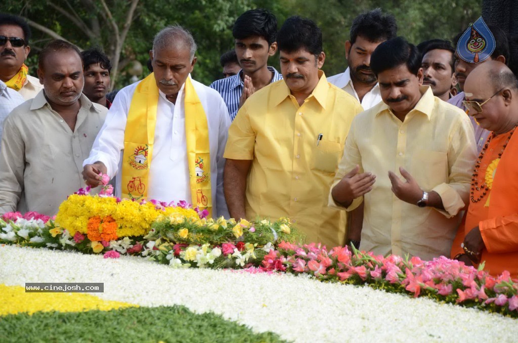 Nandamuri Family at NTR Ghat - 56 / 141 photos