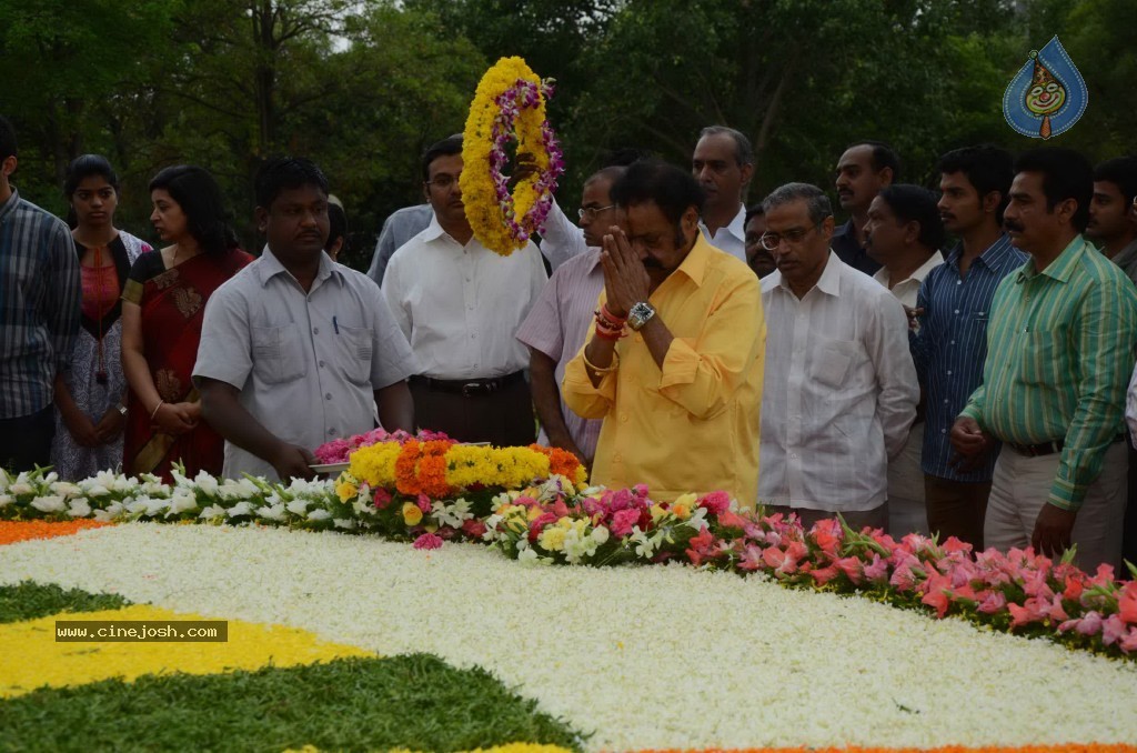 Nandamuri Family at NTR Ghat - 92 / 141 photos