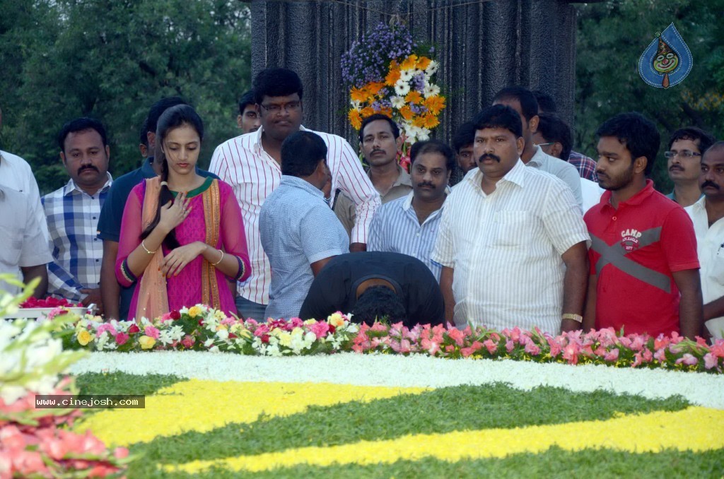 Nandamuri Family at NTR Ghat - 103 / 141 photos