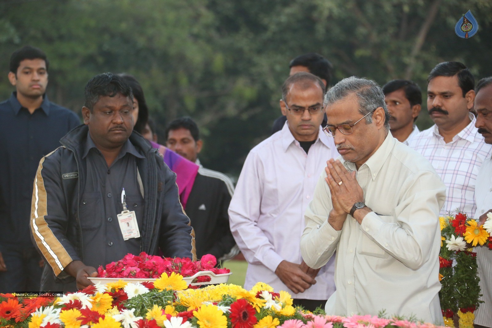 Nandamuri Family Members at NTR Ghat - 14 / 120 photos