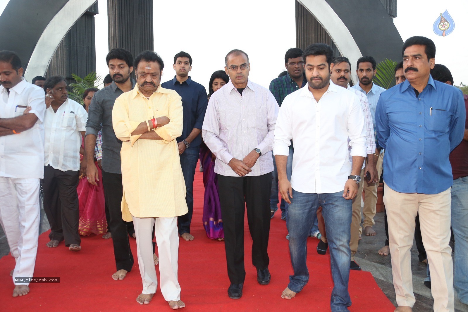 Nandamuri Family Members at NTR Ghat - 16 / 120 photos