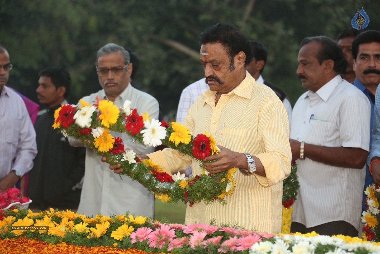 Nandamuri Family Members at NTR Ghat - 20 / 120 photos