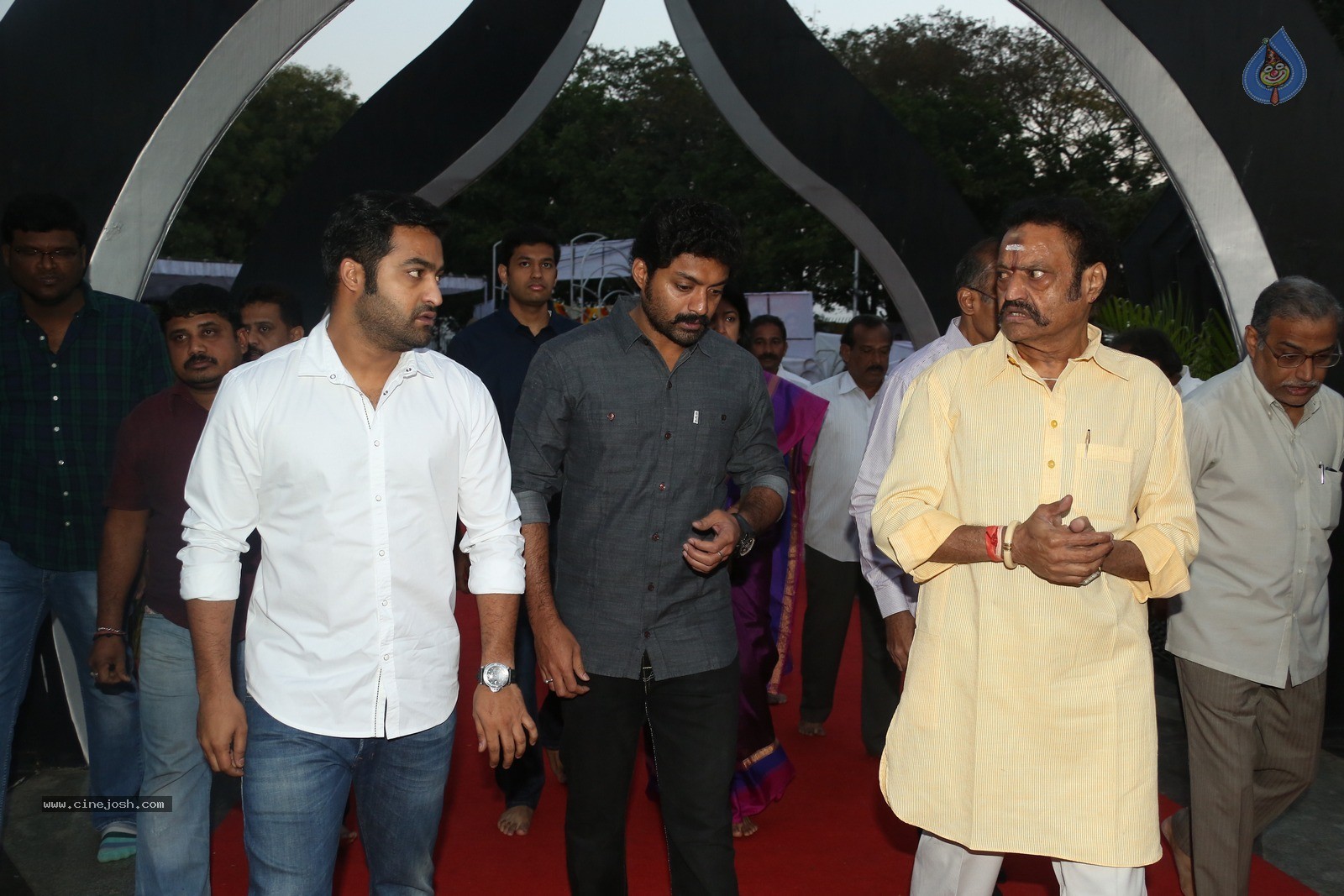 Nandamuri Family Members at NTR Ghat - 34 / 120 photos