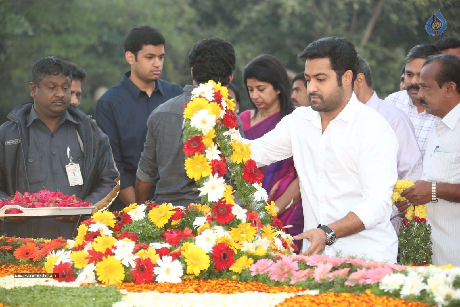 Nandamuri Family Members at NTR Ghat - 54 / 120 photos