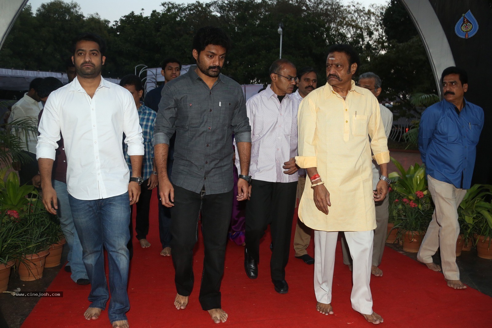 Nandamuri Family Members at NTR Ghat - 55 / 120 photos