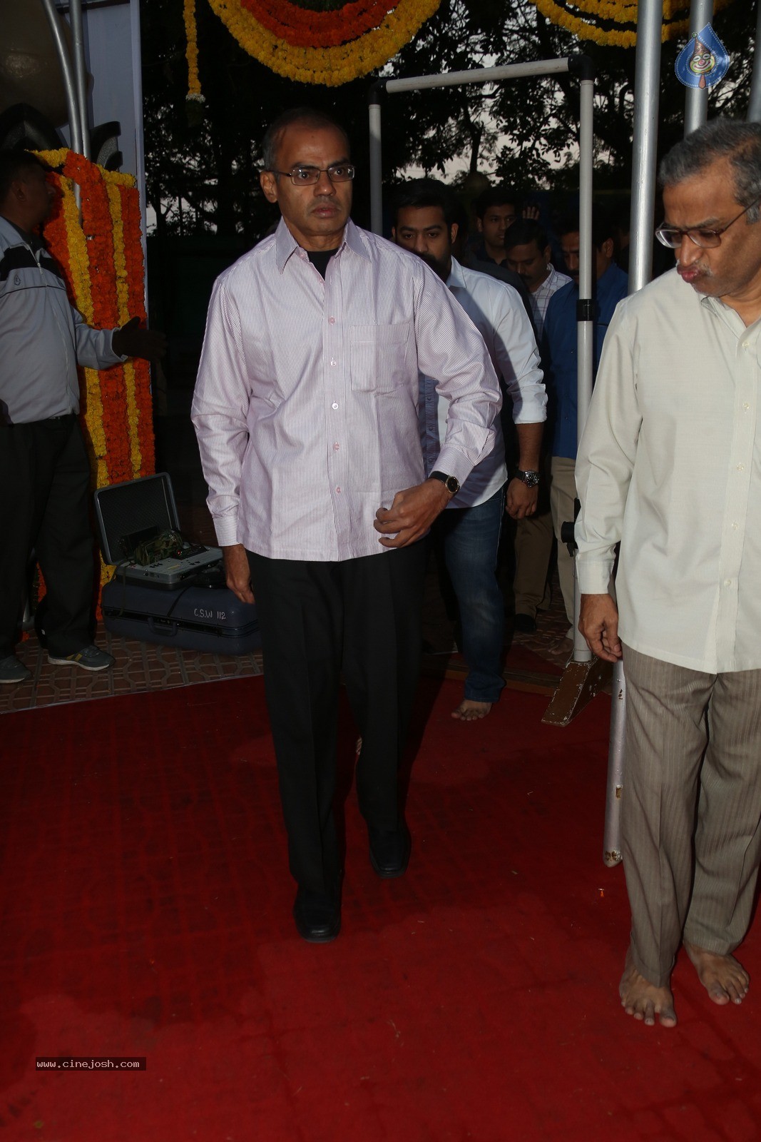 Nandamuri Family Members at NTR Ghat - 70 / 120 photos