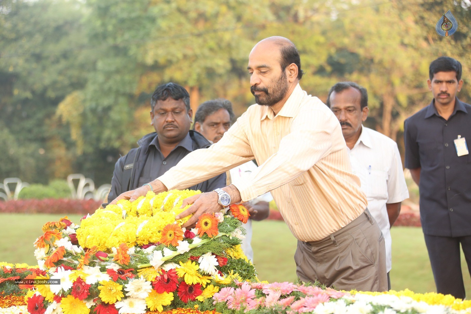 Nandamuri Family Members at NTR Ghat - 77 / 120 photos