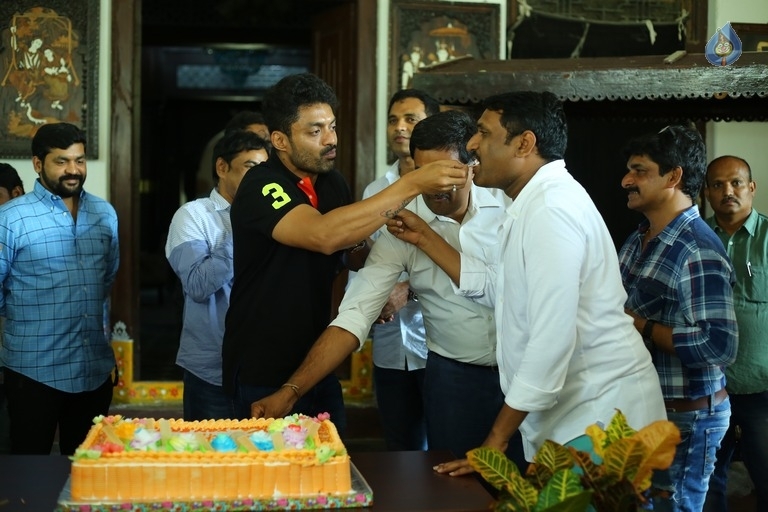 Nandamuri Kalyanram Birthday Celebrations - 45 / 58 photos
