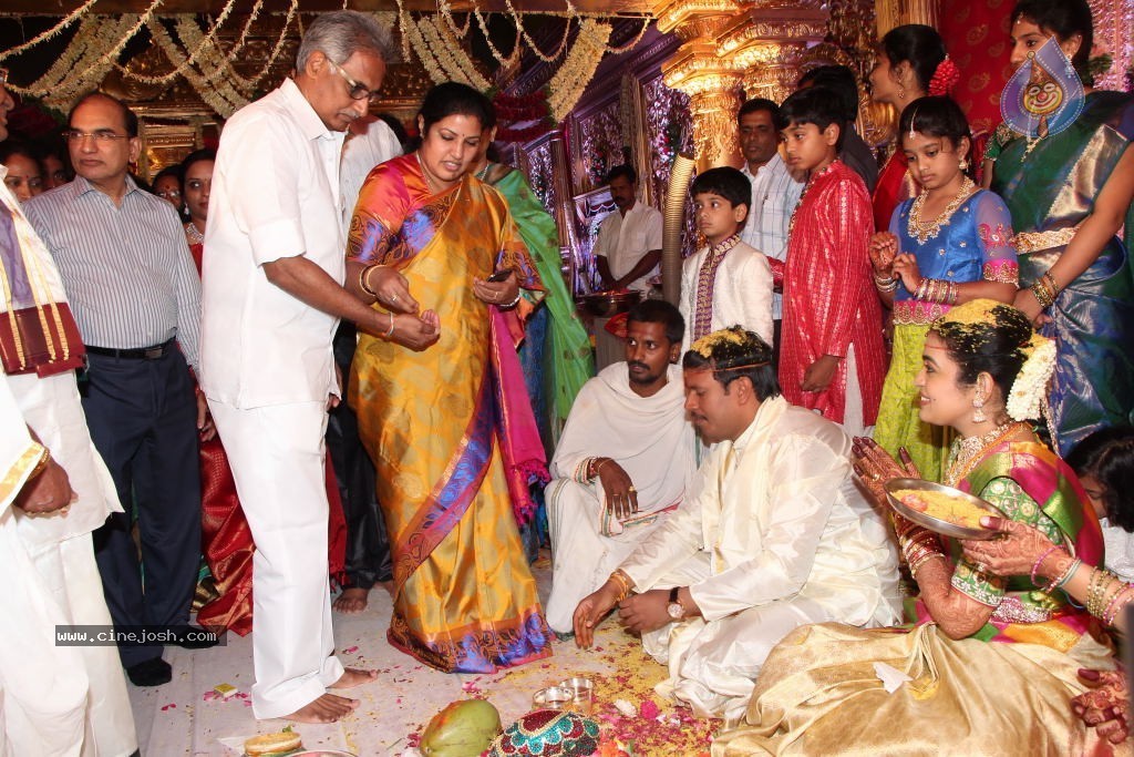 Nandamuri Mohana Krishna Daughter Marriage Photos - 217 / 249 photos