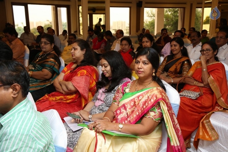 Nandi Awards Committees Press Meet - 46 / 100 photos