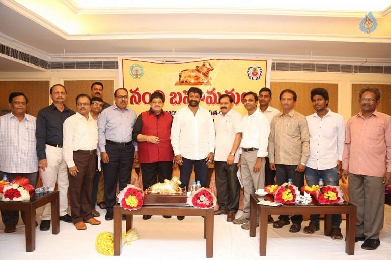 Nandi Awards Committees Press Meet - 83 / 100 photos