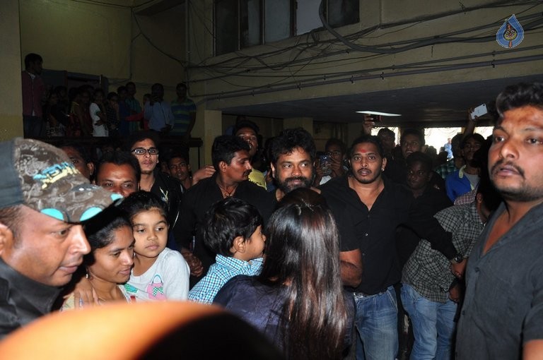 Nannaku Prematho Theater Coverage - 34 / 97 photos