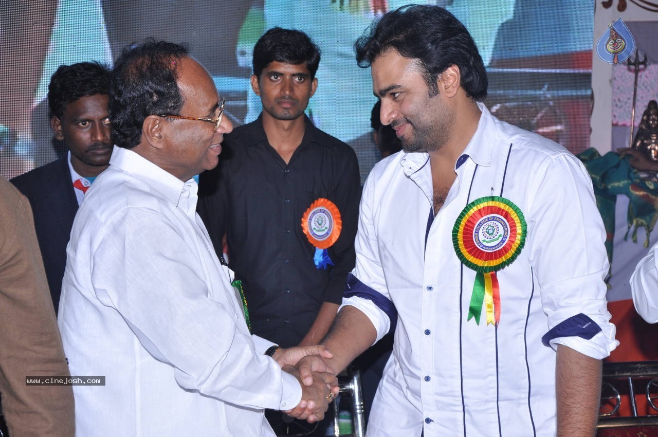 Nara Rohit at Eswar College Anniversary Event - 83 / 128 photos