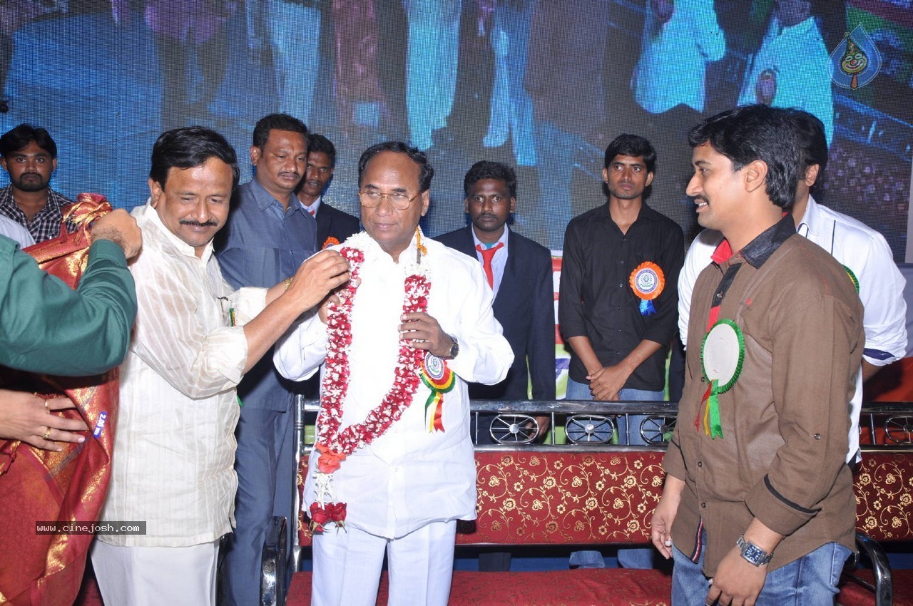 Nara Rohit at Eswar College Anniversary Event - 106 / 128 photos