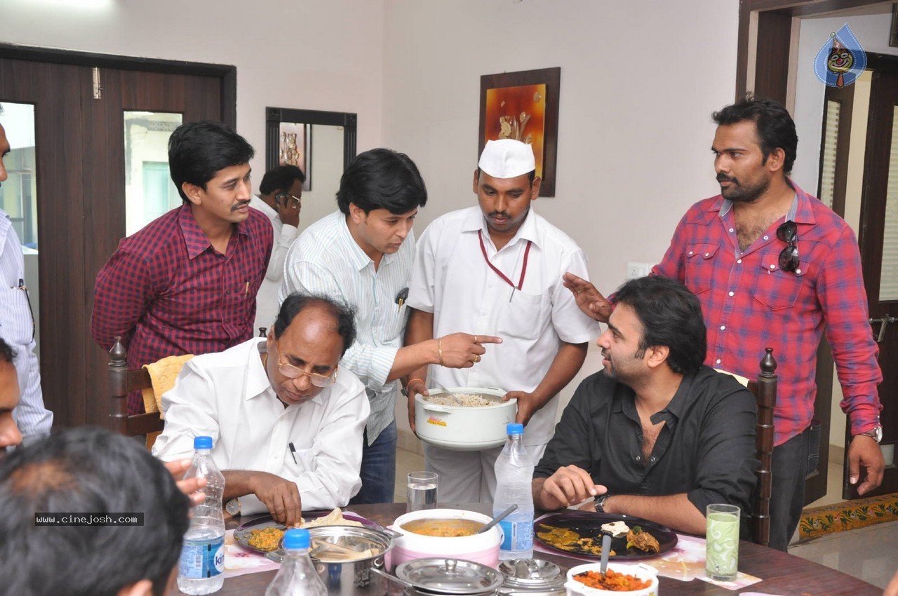 Nara Rohit at Eswar College Anniversary Event - 123 / 128 photos