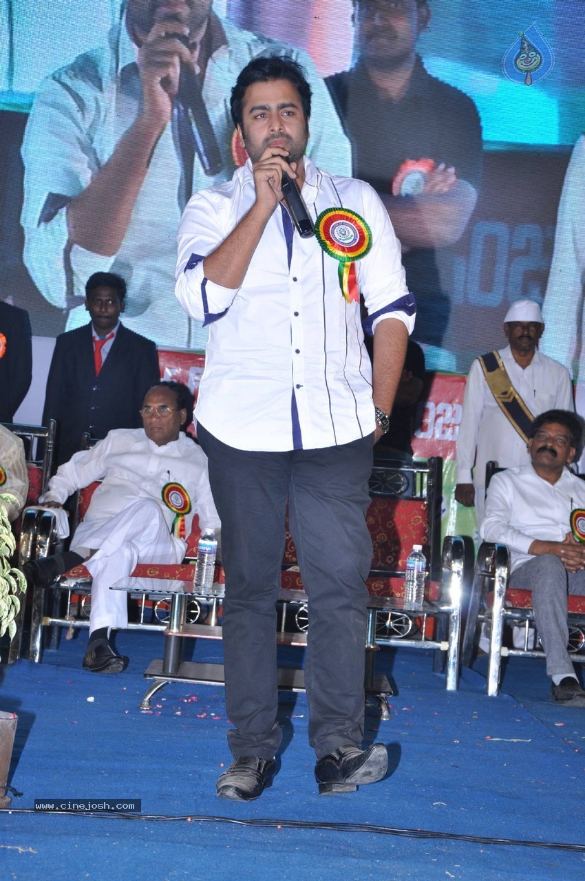 Nara Rohit at Eswar College Anniversary Event - 125 / 128 photos