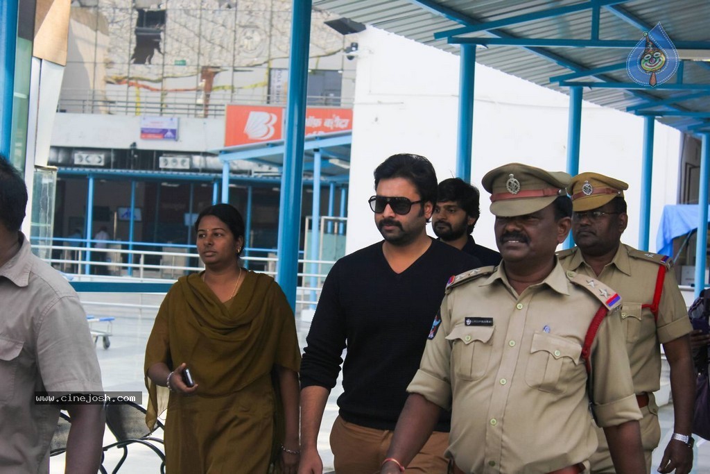Nara Rohit at Gitam Excellence Meet - 5 / 49 photos