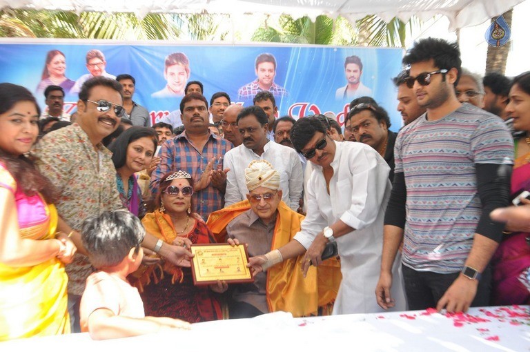 Naresh Birthday Celebrations 2017 - 29 / 106 photos