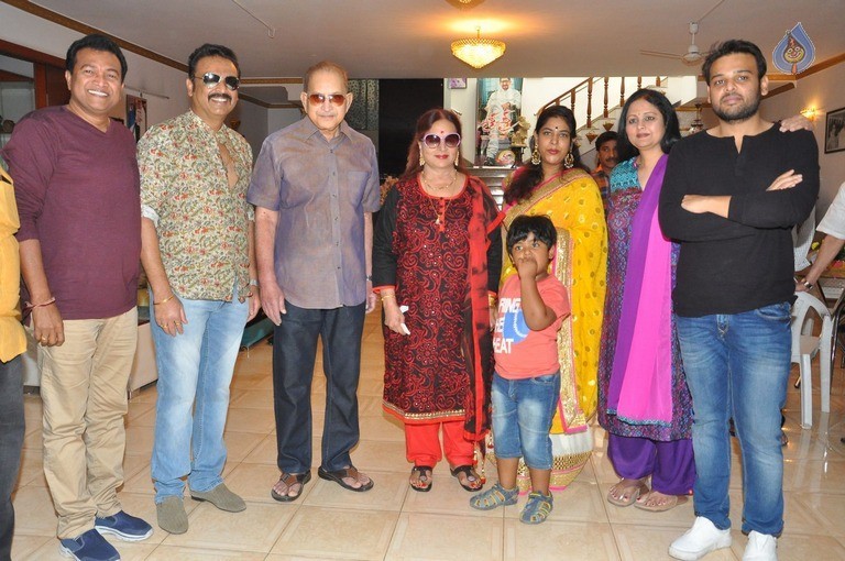 Naresh Birthday Celebrations 2017 - 43 / 106 photos