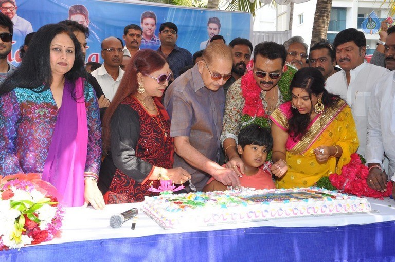 Naresh Birthday Celebrations 2017 - 85 / 106 photos