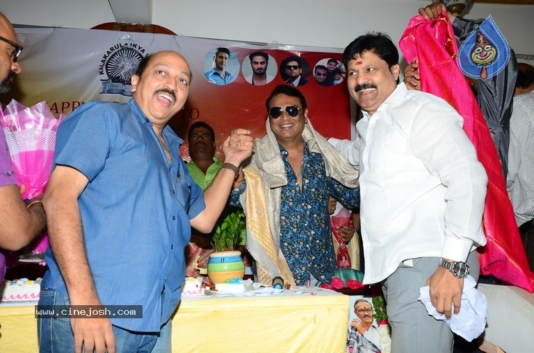 Naresh Vijaya krishna Birthday Celebrations 2019 - 29 / 56 photos