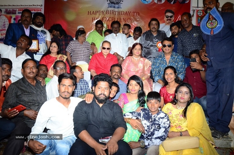 Naresh Vijaya krishna Birthday Celebrations 2019 - 43 / 56 photos