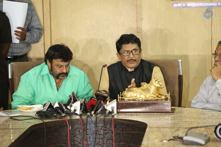 National Film Awards 2012 and 2013 Announcement Photos - 16 / 38 photos