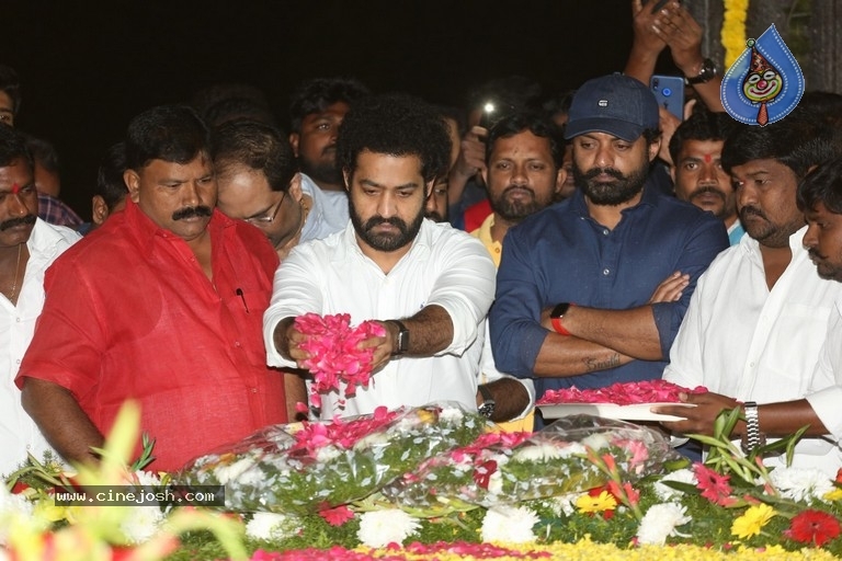 NTR and Kalyan Ram visit NTR Ghat on NTR Death Anniversary - 2 / 42 photos