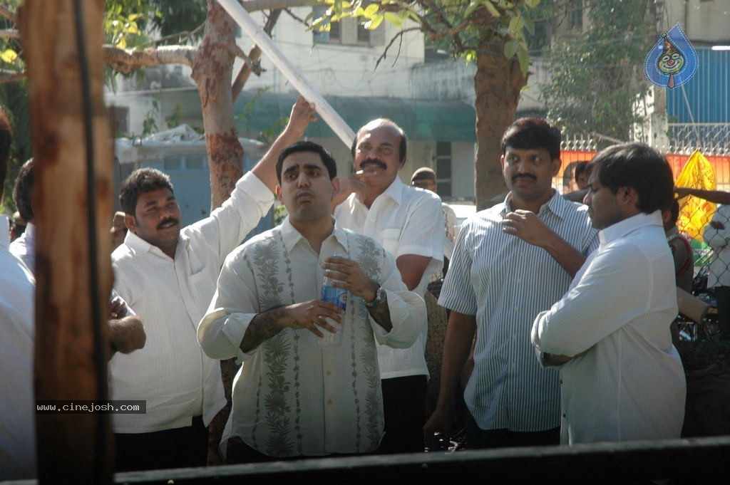 NTR and Political Leaders at Chandrababu Indefinite Fast - 29 / 74 photos