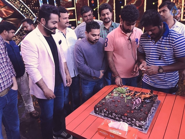 NTR Bigg Boss Success Celebrations - 3 / 3 photos