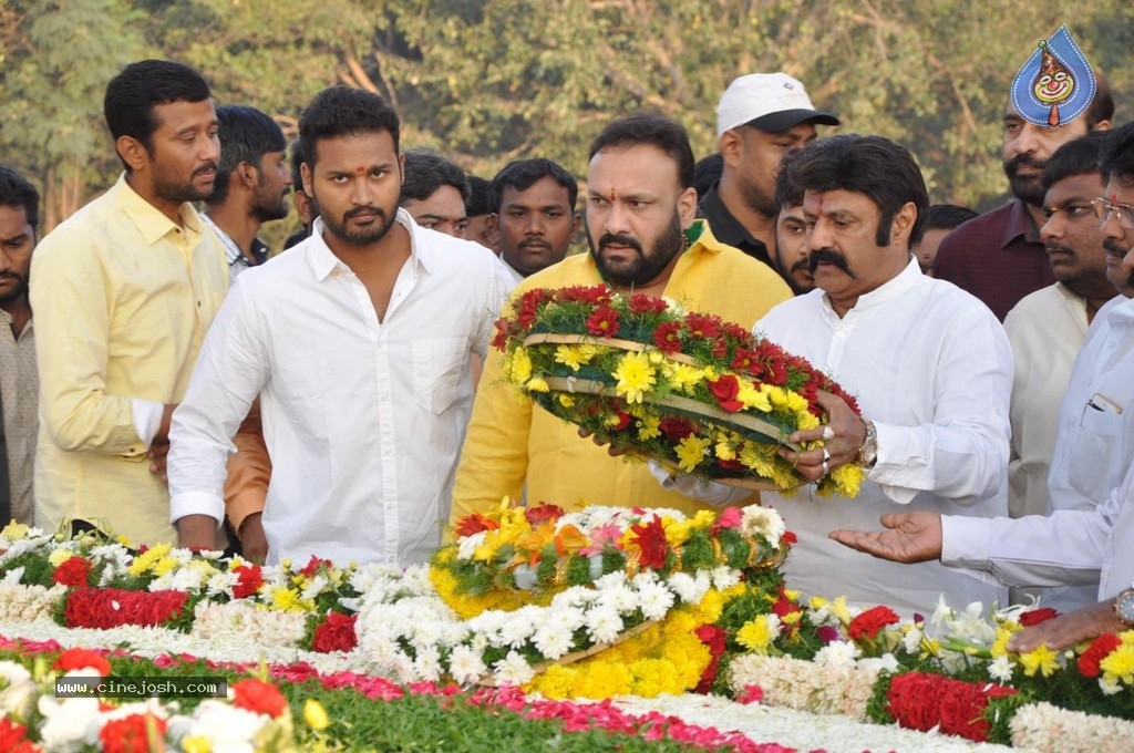 NTR Family Members at NTR Ghat - 3 / 84 photos