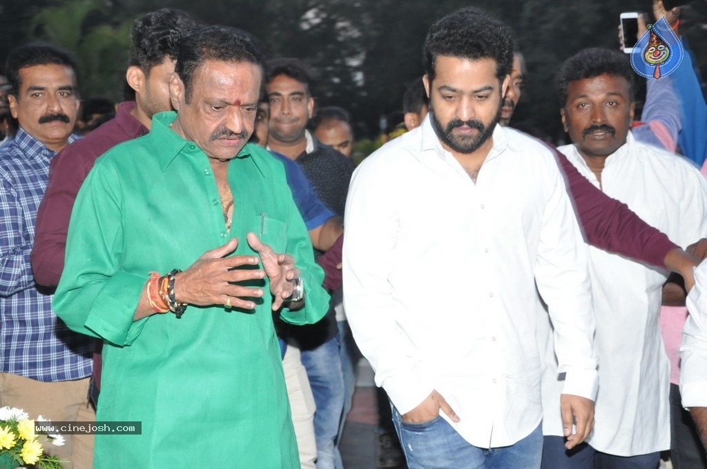 NTR Family Members at NTR Ghat - 47 / 84 photos