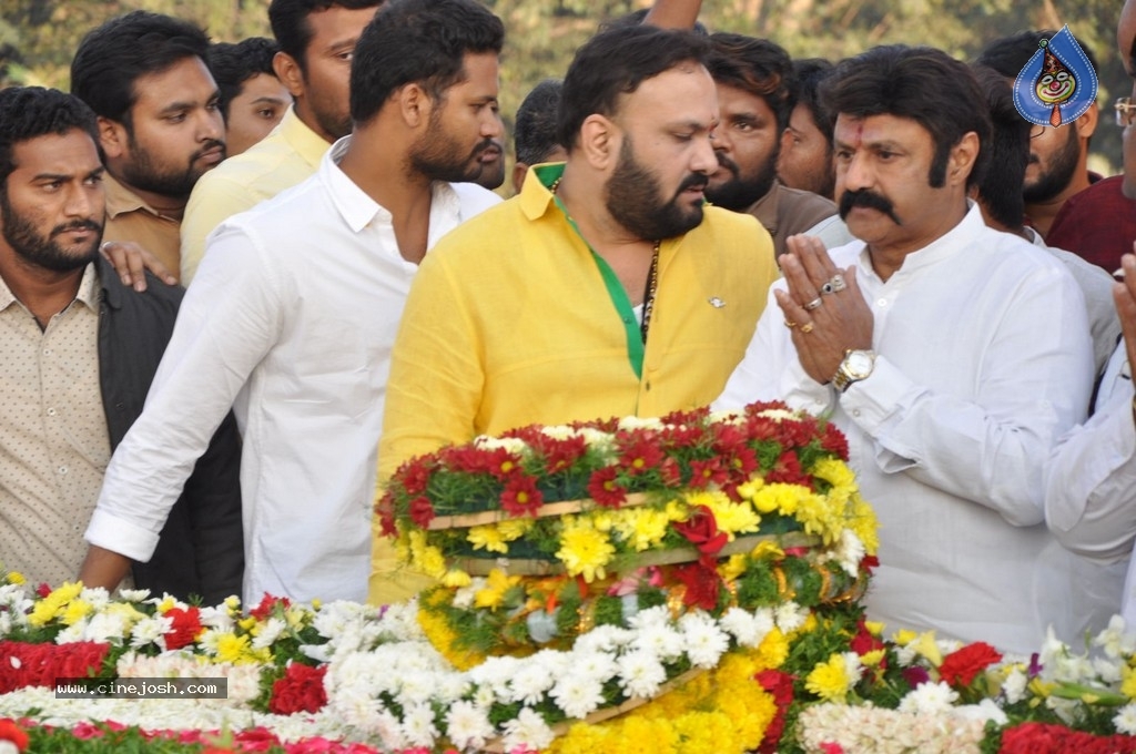 NTR Family Members at NTR Ghat - 49 / 84 photos
