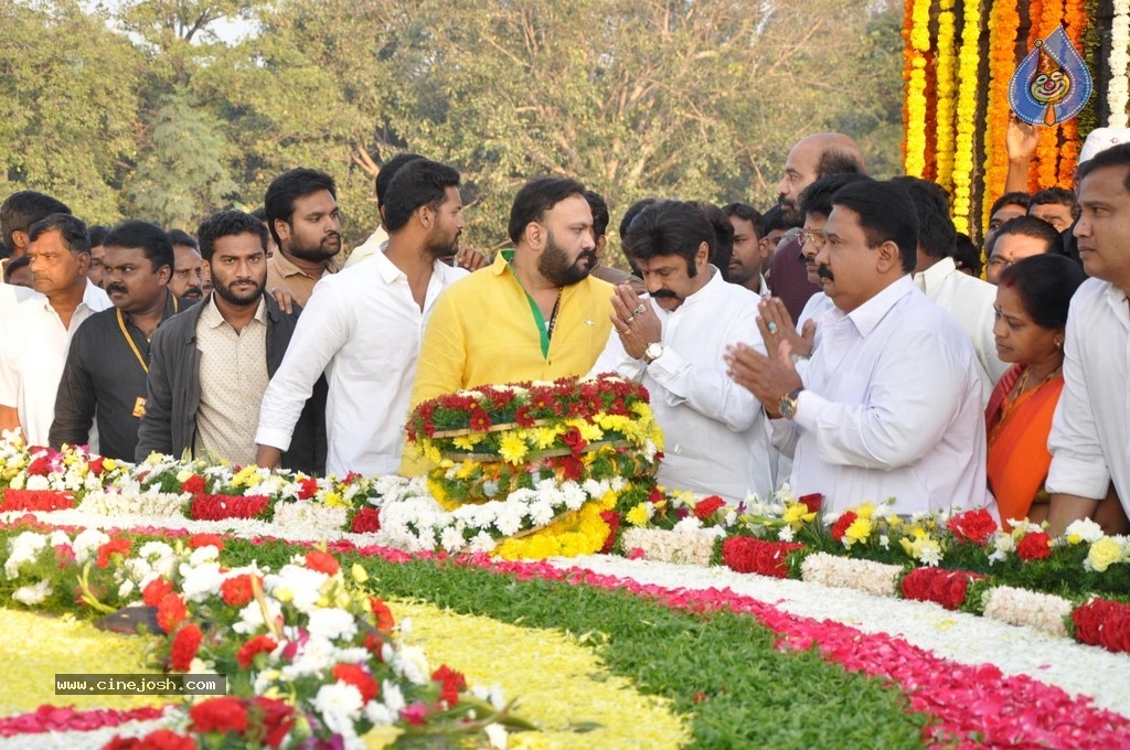NTR Family Members at NTR Ghat - 50 / 84 photos
